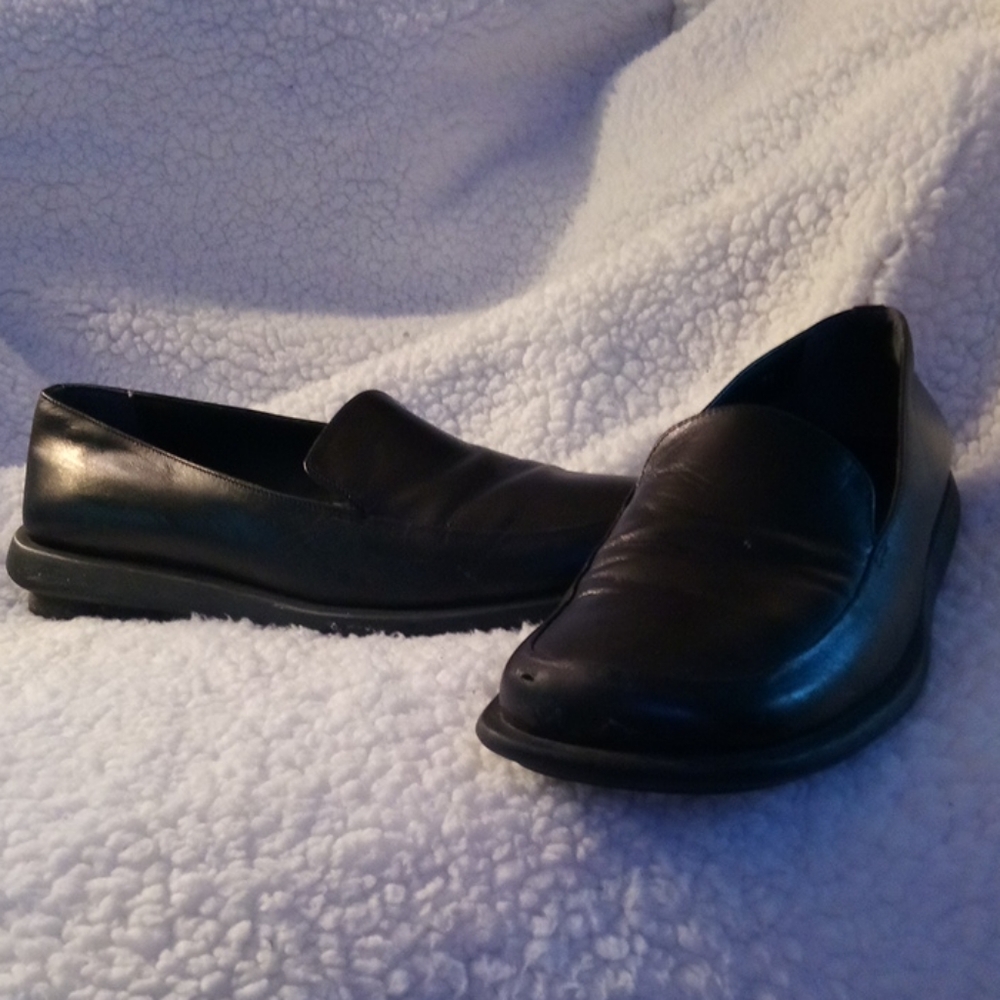 #11 Black loafers